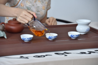 Promoting Chinese Tea Culture in Laos